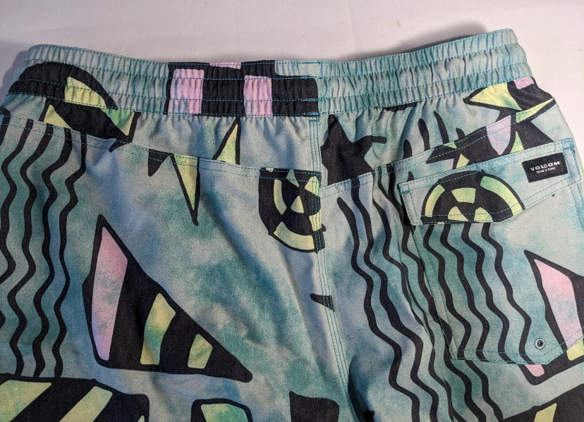 NEW SIZE XL Mens Volcom Boardshorts Polyester 17" Length Chlorine Stoney Trunk