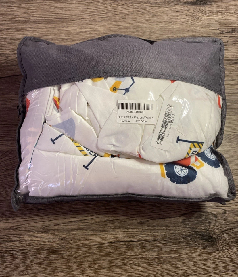 NEW- Perfemet 4 Piece Construction Toddler Bedding Set Excavator Truck Boy