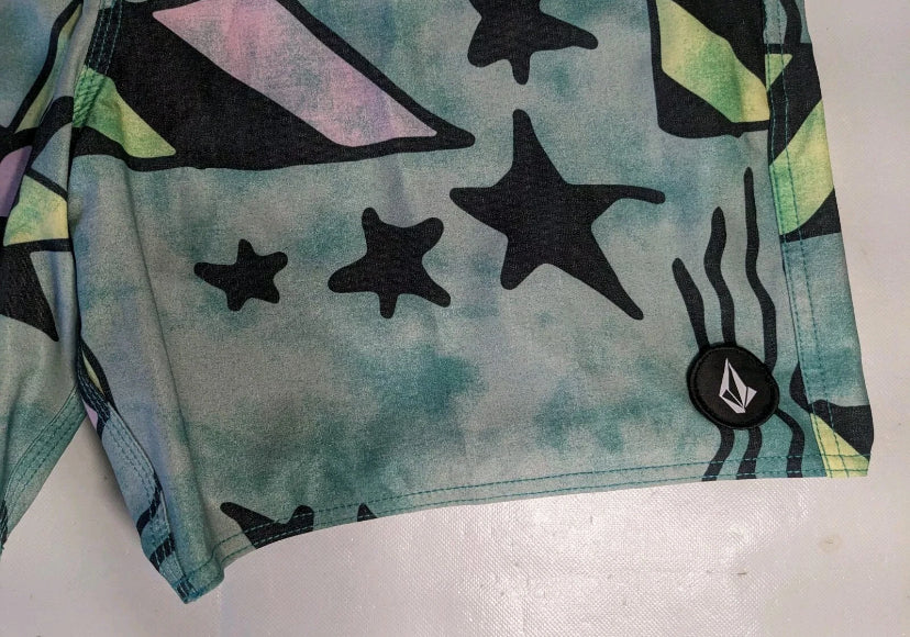 NEW SIZE XL Mens Volcom Boardshorts Polyester 17" Length Chlorine Stoney Trunk