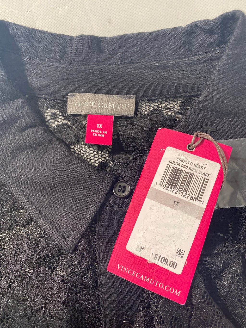 NEW Plus Size 1X Vince Camuto Black Floral Lace Button Front Black Blouse $109