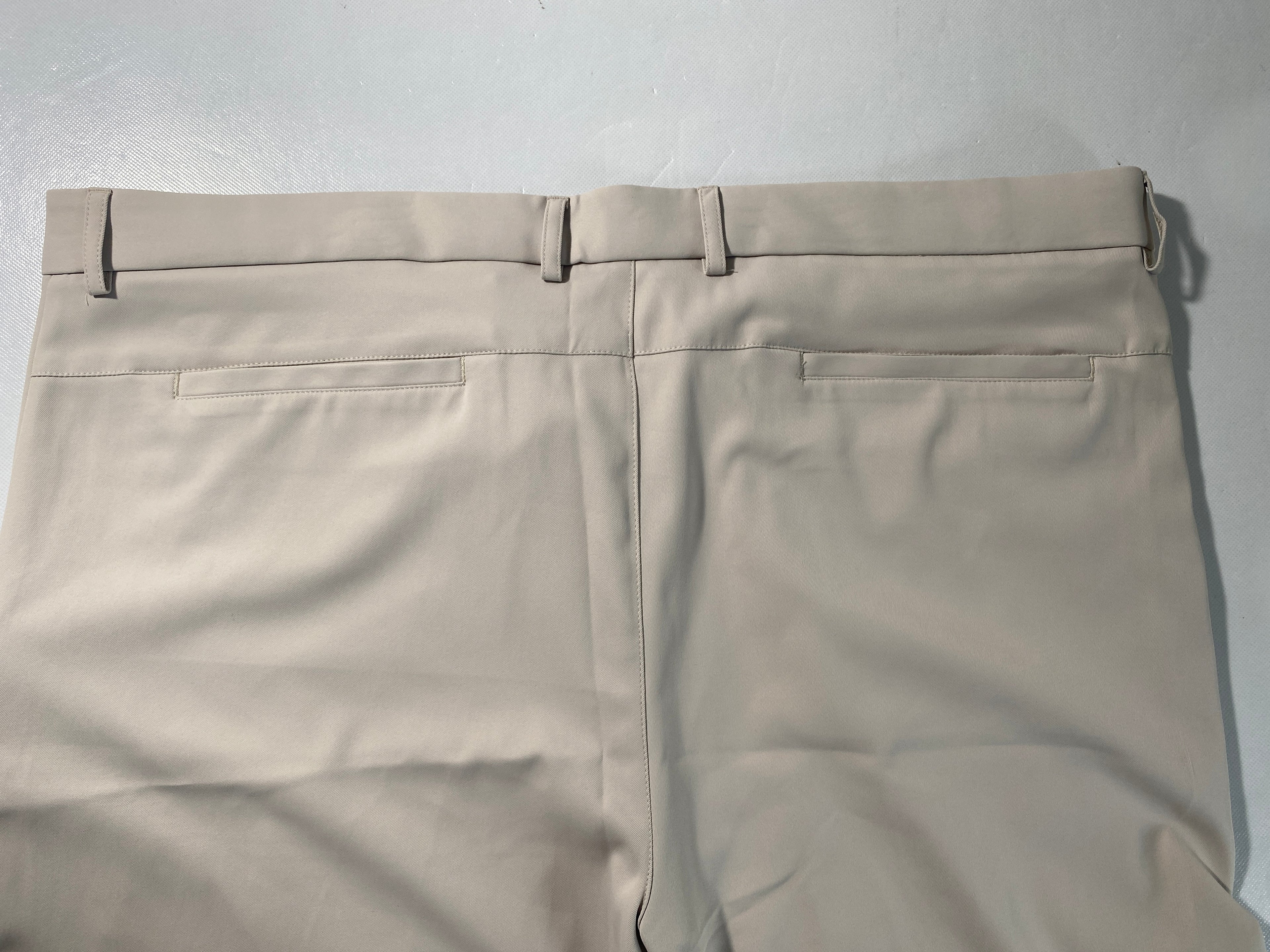 NEW Size 42 Mens Roundtree & Yorke Performance Chino Flat Shorts 8"I Stone $50
