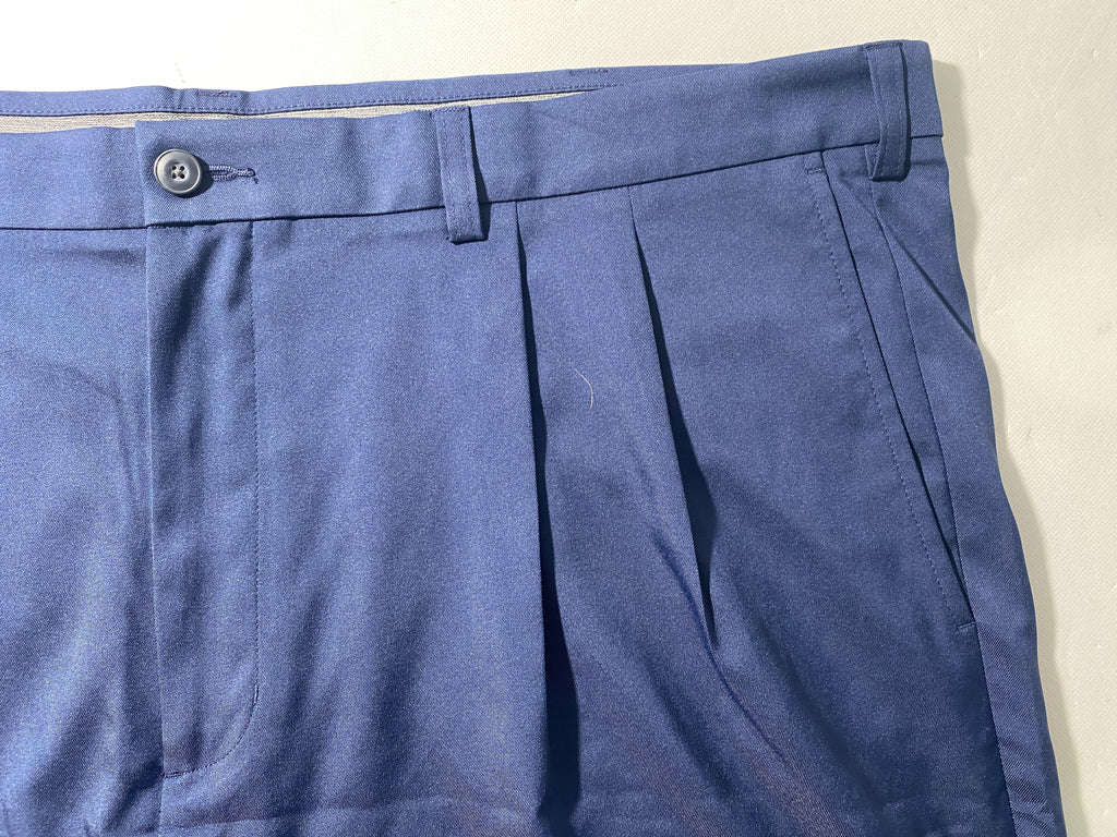 Size 46 Tall Men Roundtree & Yorke Performance Chino Pleated Shorts 11”I Navy