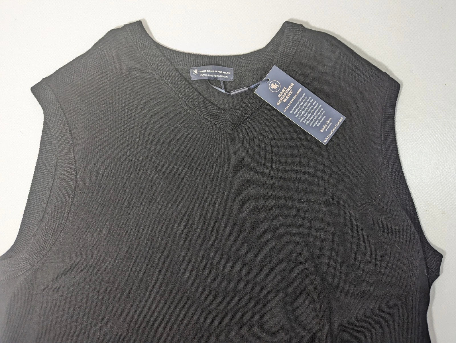 NEW- Big & Tall Mens Hart Schaffner Marx Sweater Vest Merino Wool Black $90