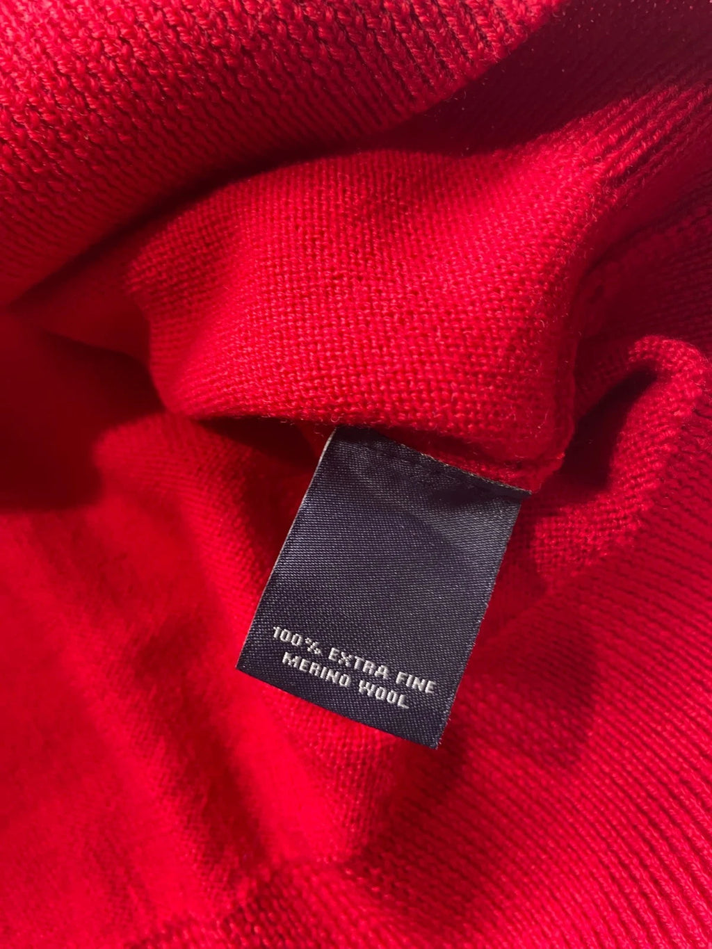 NEW Size S Mens Hart Schaffner Marx Sweater Vest Fine Merino Wool Red $80