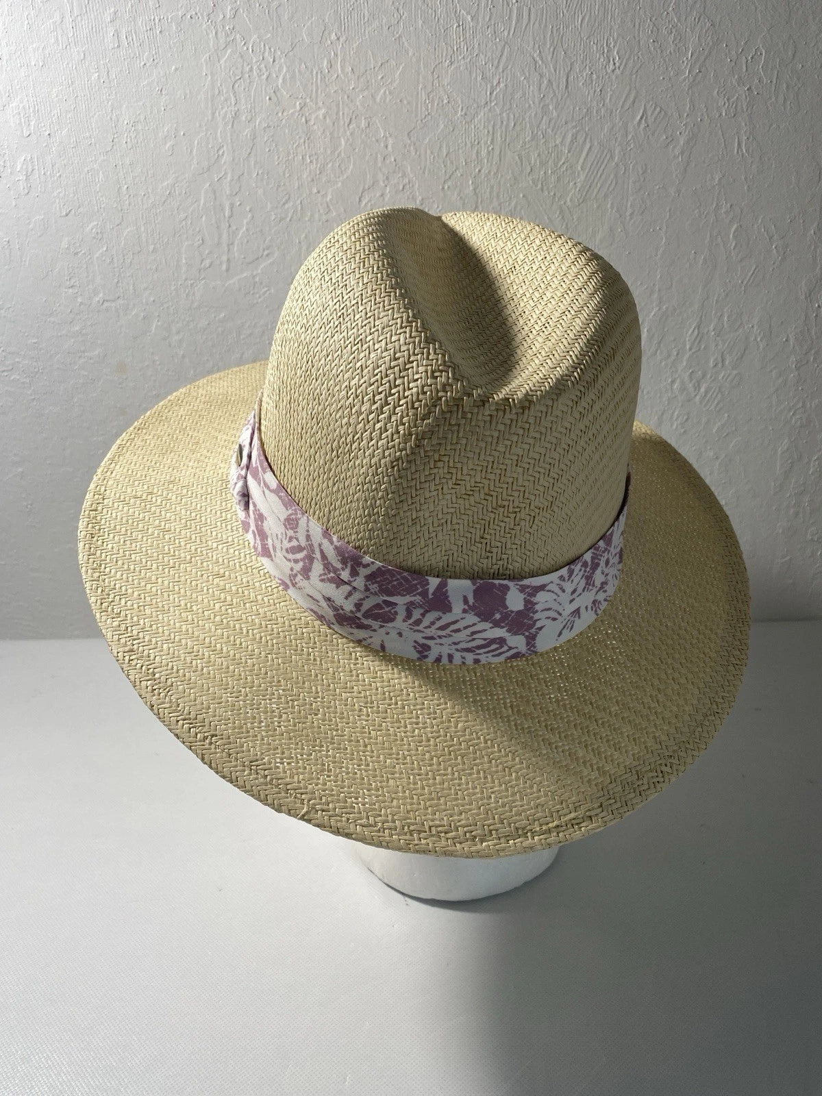 NEW with Tags Cremieux Blue Label Straw Purple Band with Logo Hat