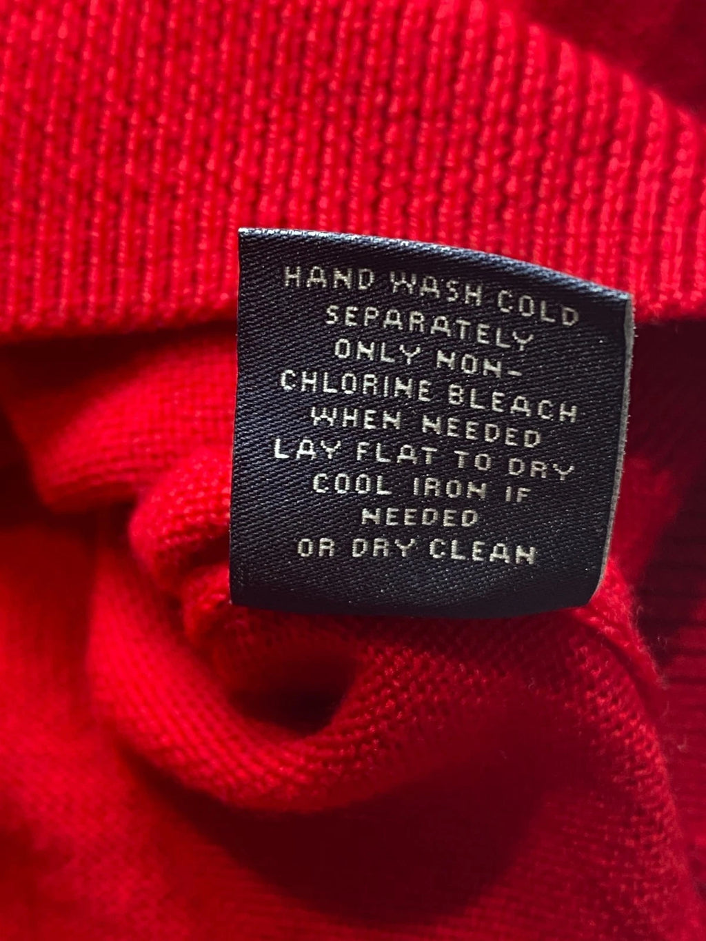 NEW Size XXL Mens Hart Schaffner Marx Sweater Vest Fine Merino Wool Red $80