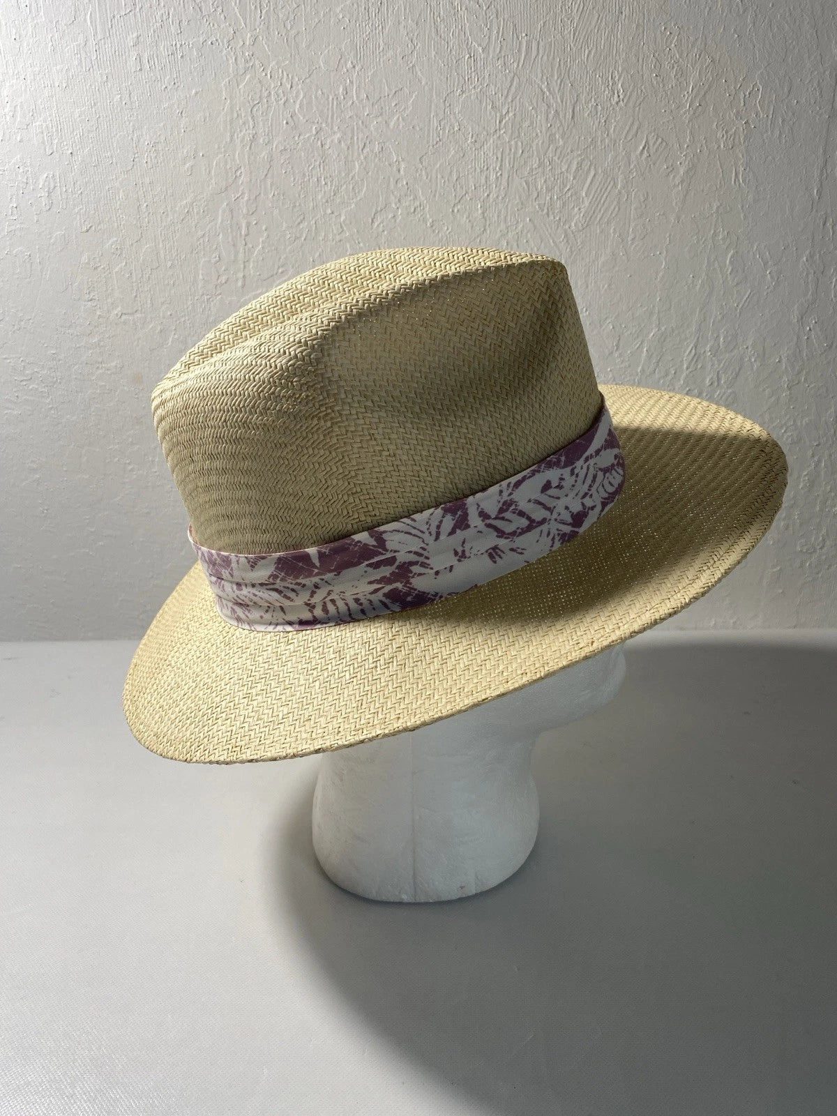 NEW with Tags Cremieux Blue Label Straw Purple Band with Logo Hat